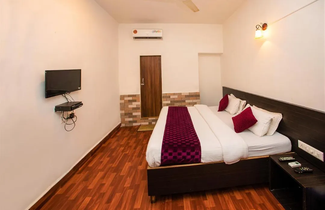 Hotel Kishish Kunj-1